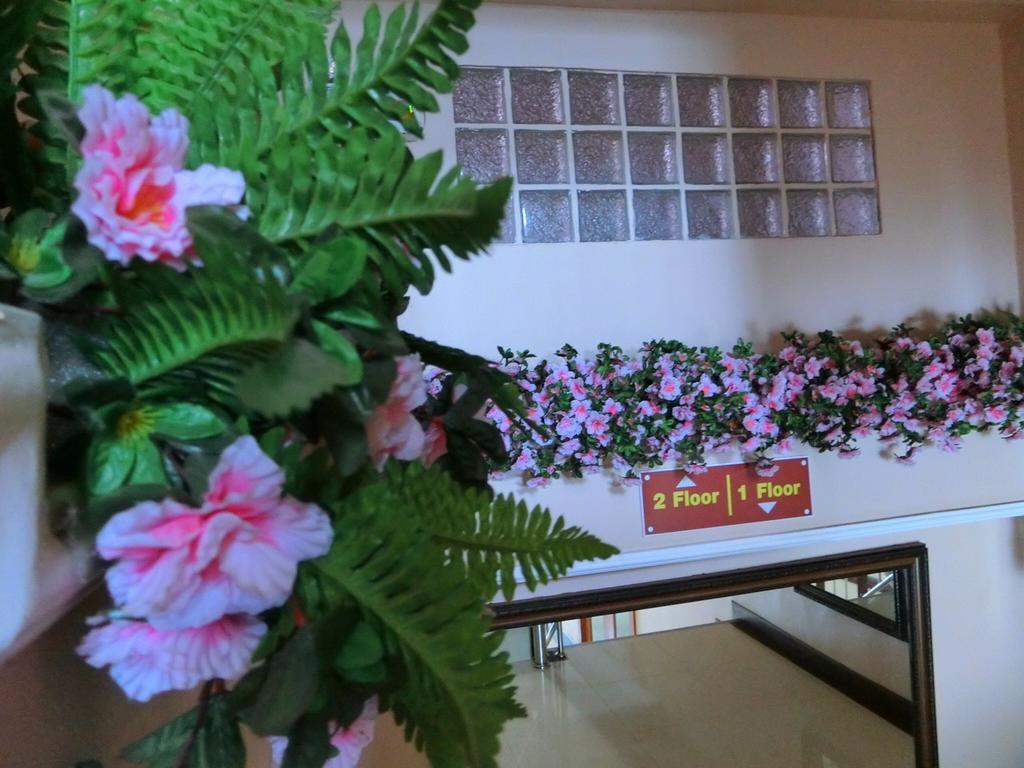 Le Parc Wangnang Hotel Phitsanulok Exterior foto